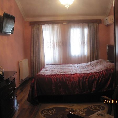 Metaxa Guesthouse Batoumi Extérieur photo