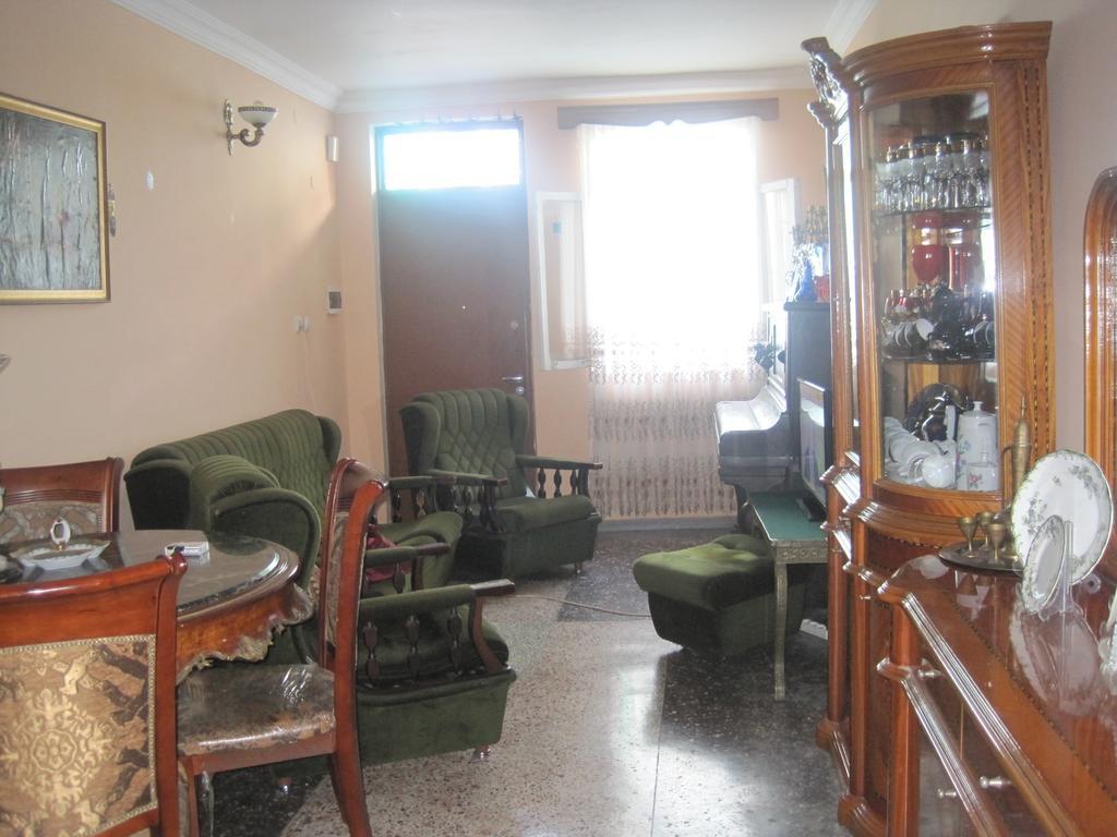 Metaxa Guesthouse Batoumi Extérieur photo